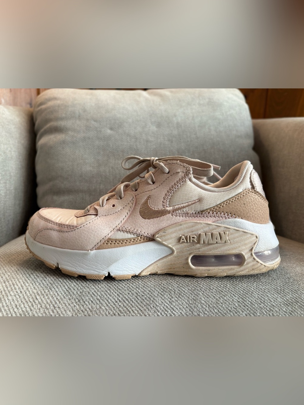 Nike Air Max Sneaker in Light Soft Pink Shimmer women’s 6.5